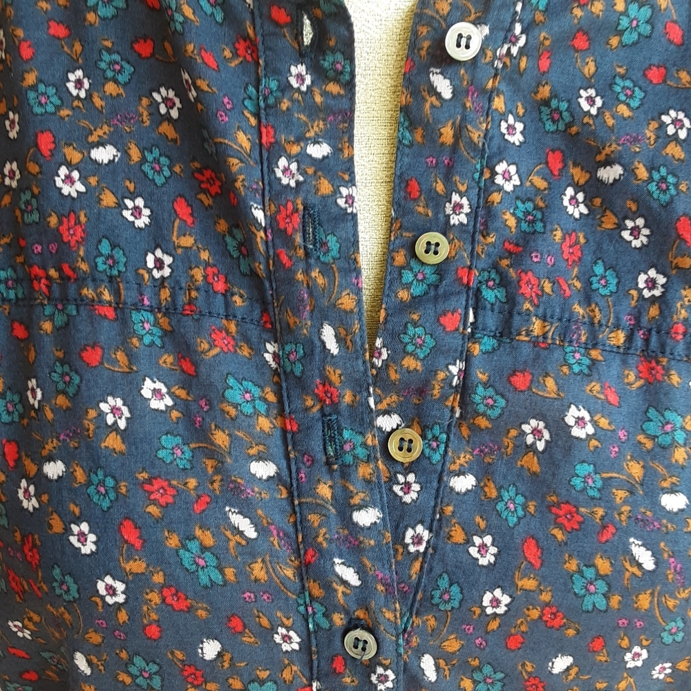 Xirena Navy Floral Print Ditsy Half Button Long Sleeve Shirt Dress. - Picture 5 of 11